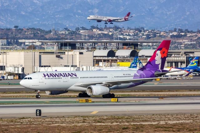 What It’s Like to Fly Hawaiian Airlines — and Everything to Know Before You Book