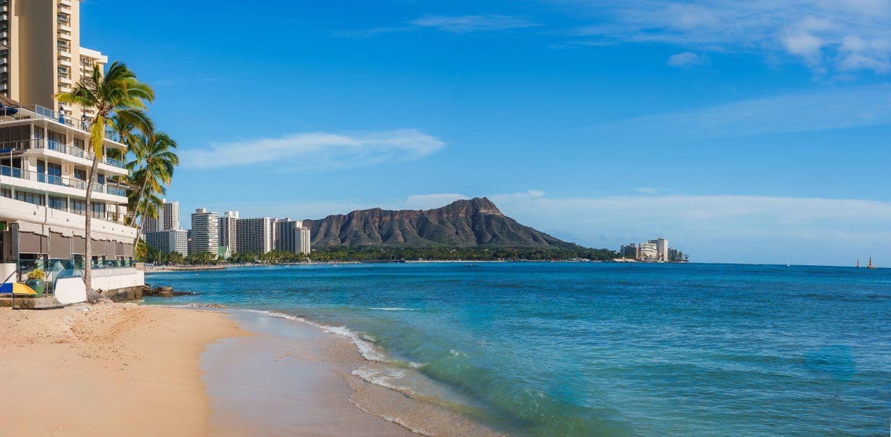 Waikīkī Beach. Photo by NorthSky Films (Shutterstock).